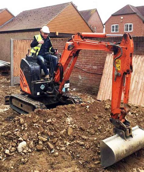 Digger hire Hemel Hempstead 